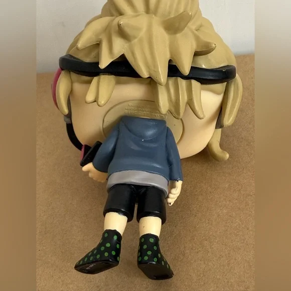 The Big Bang Theory S2 Pop! Vinyl Figure Penny [780] - Picture 3 of 10